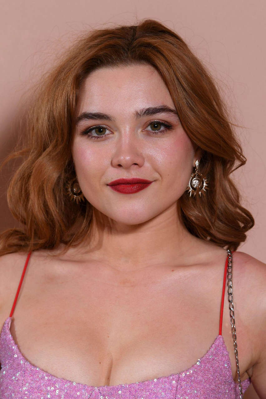 Florence Pugh NSFW