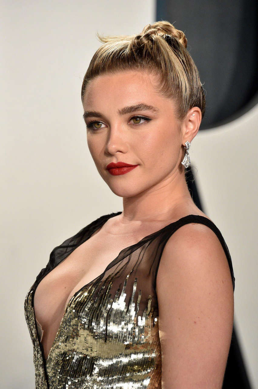 Florence Pugh NSFW