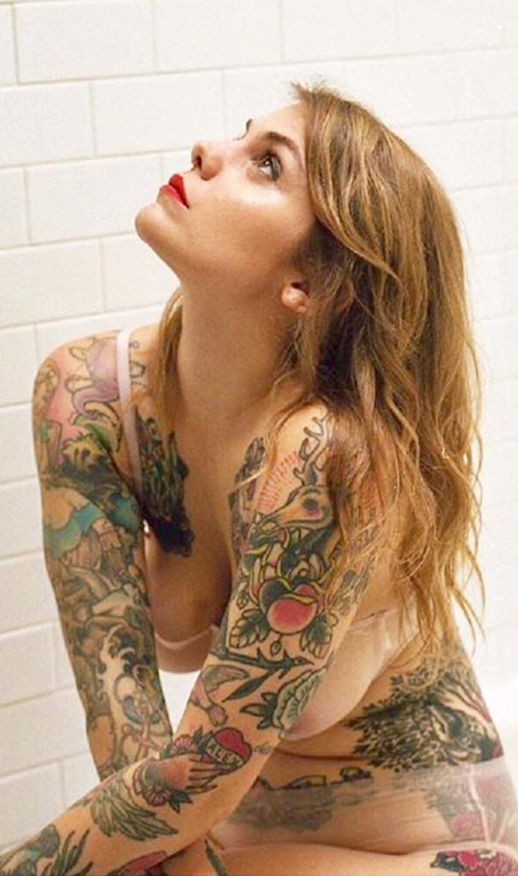 French Canadian Singer Coeur De Pirates Inked Body Is Remarkable NSFW