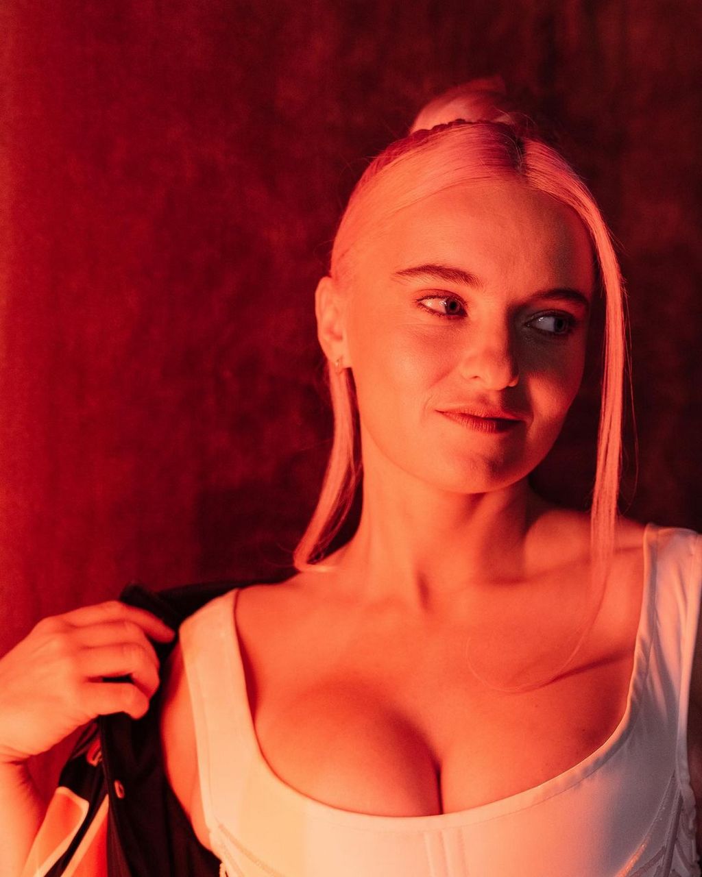 Grace Chatto Clean Bandit Singer NSFW