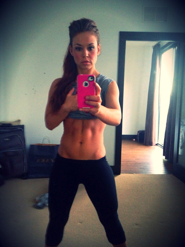 Great Abs Mirrorshot NSFW