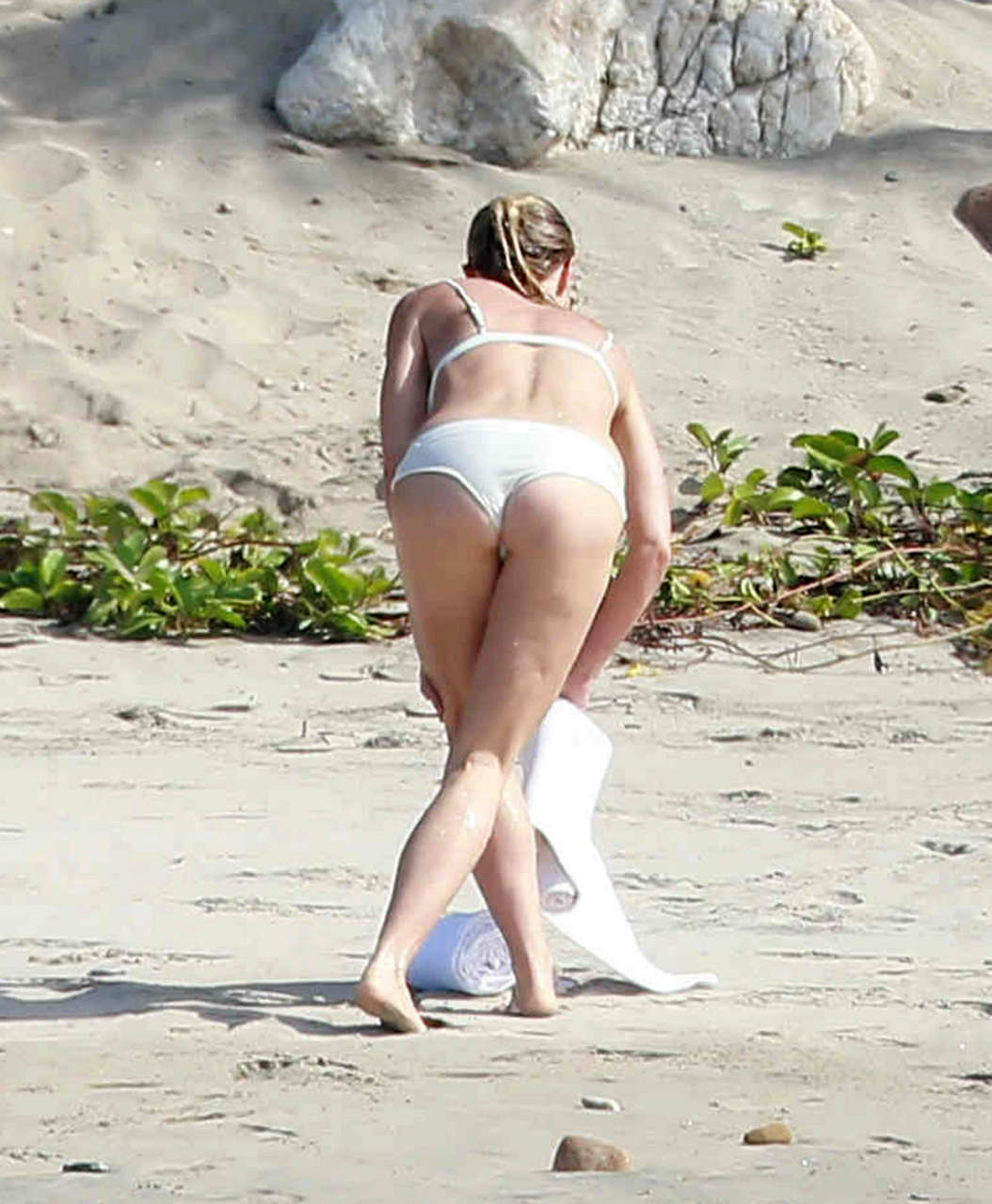 Gwyneth Paltrow Ass