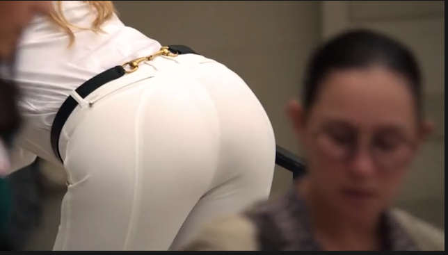 Gwyneth Paltrow Ass