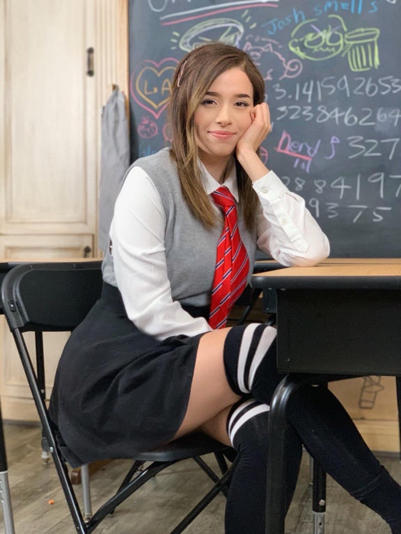 Had A Long Day At Work And Need To Blow A Load Onto Pokimane NSFW