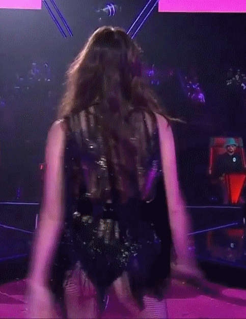 Hailee Steinfeld At The Voice Australia Gif Ass