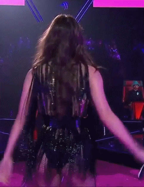 Hailee Steinfeld At The Voice Australia Gif Ass