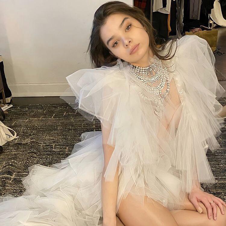 Hailee Steinfeld Dangerously Close To Showing Nipple NSF