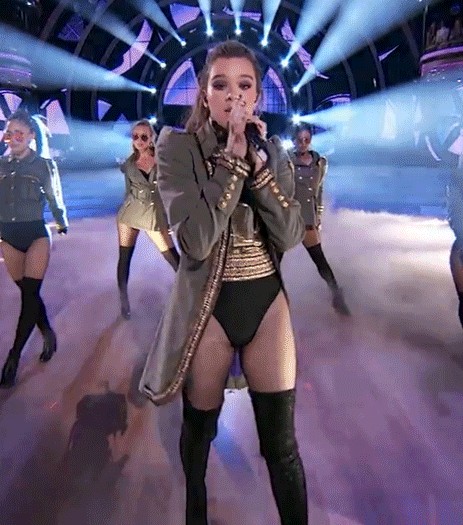 Hailee Steinfeld Has My Dick So Ridiculously Hard Absolute Doll NSFW