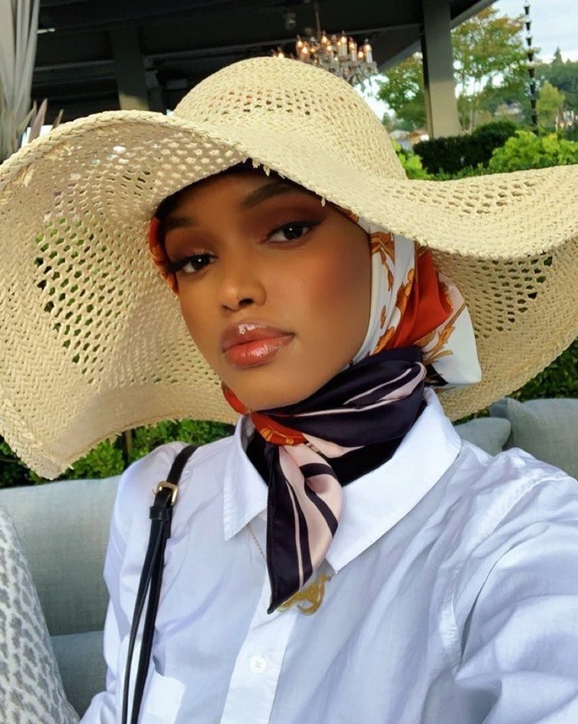 Halima Aden NSFW