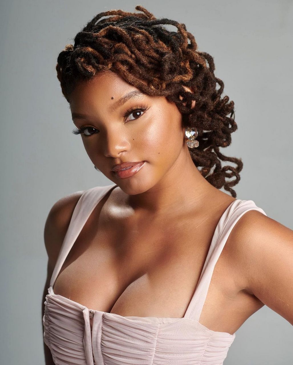 Halle Bailey NSFW