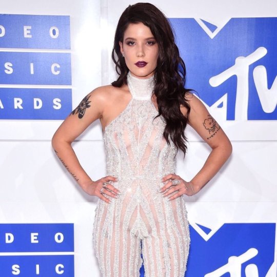 Halseys Seethru Dress At The Vmas