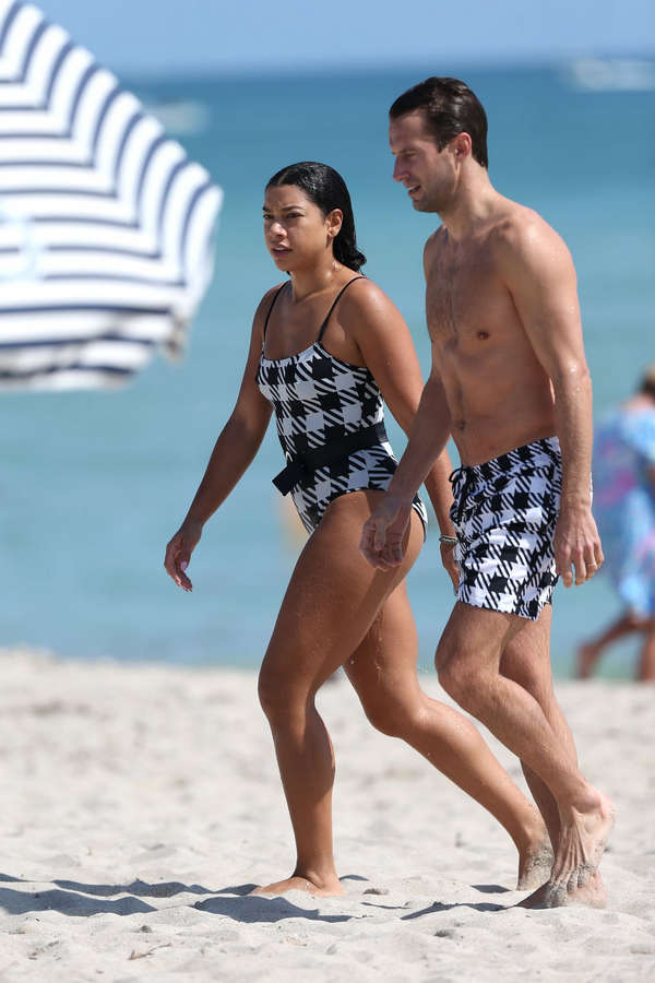 Hannah Bronfman NSFW