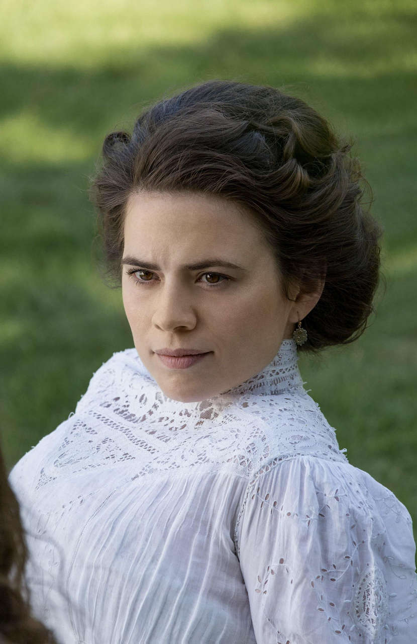 Hayley Atwell Big Tits