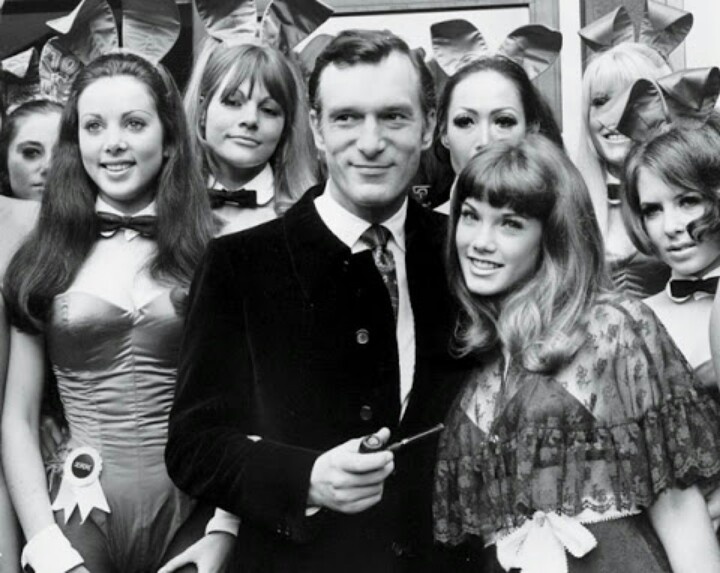 Hugh Hefner With Girlfriend Barbi Benton And Other Bunnies London 1969 Rip Hugh NSF