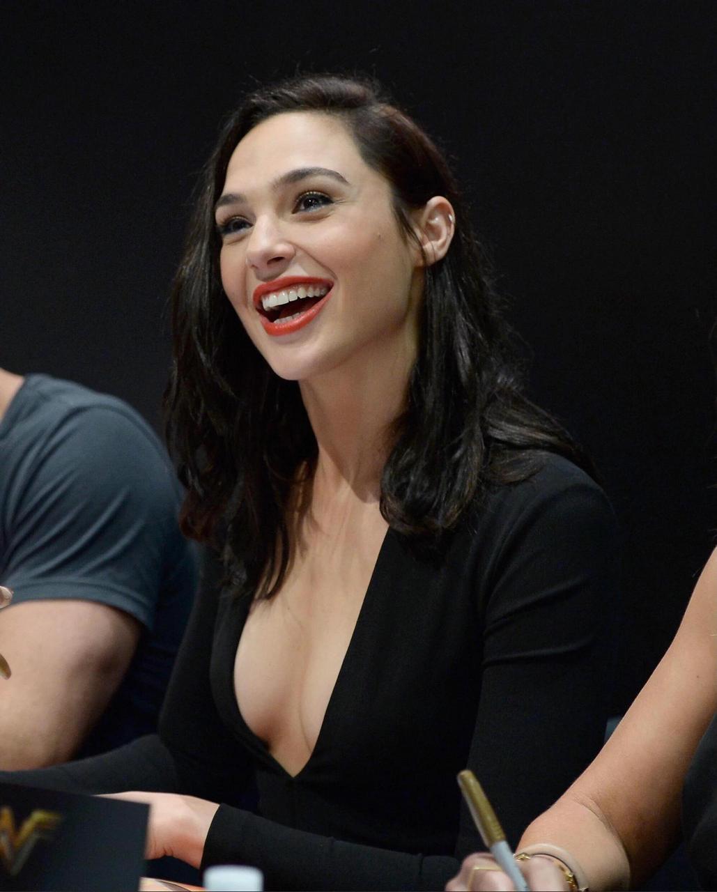 I Think Im In Love With Gal Gadot NSFW