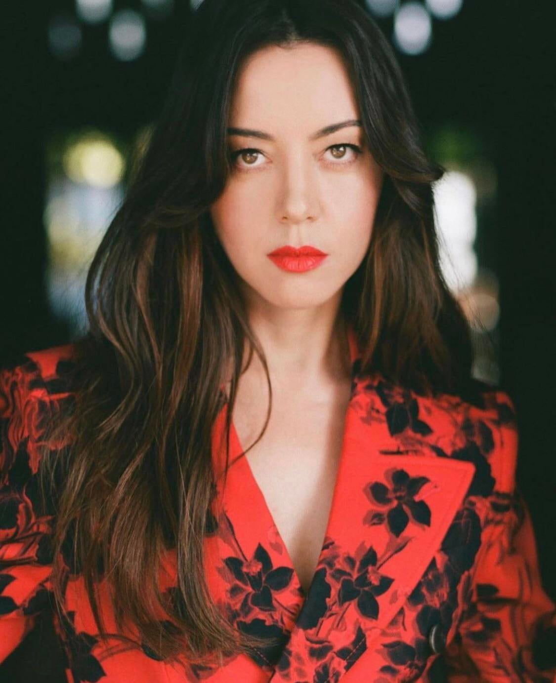 Id Love To Have Aubrey Plaza And A Bud Fucking Me Har