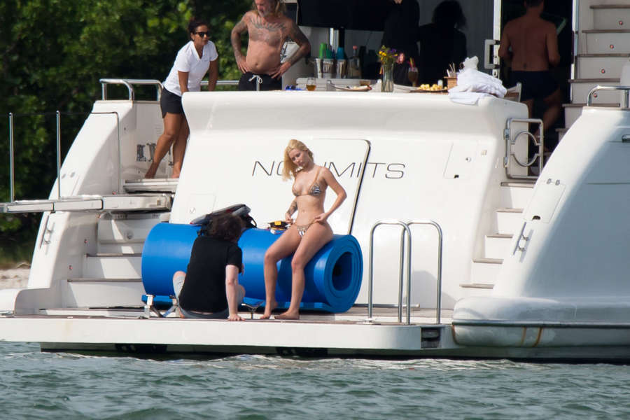 Iggy Azalea NSFW