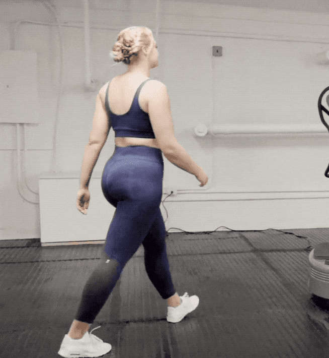 Iskra Lawrence Ass