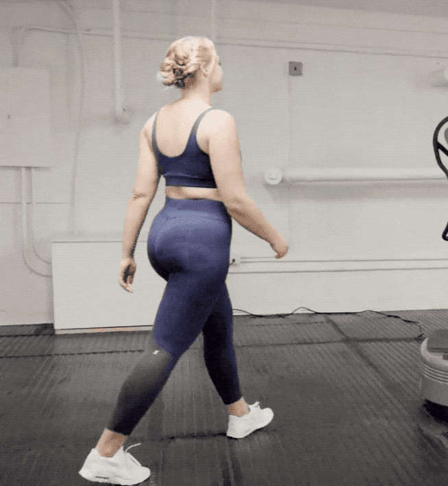 Iskra Lawrence Ass