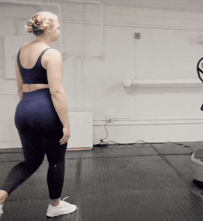 Iskra Lawrence Ass