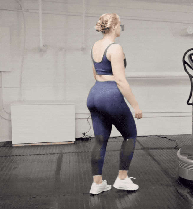 Iskra Lawrence Ass