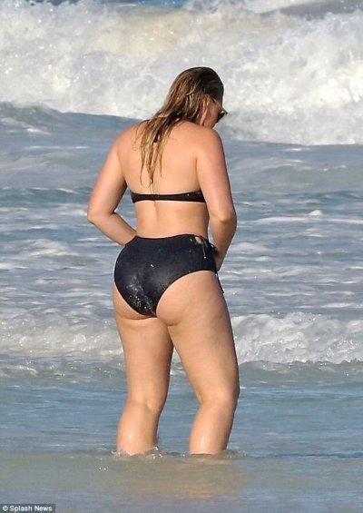 Iskra Lawrence Bikini