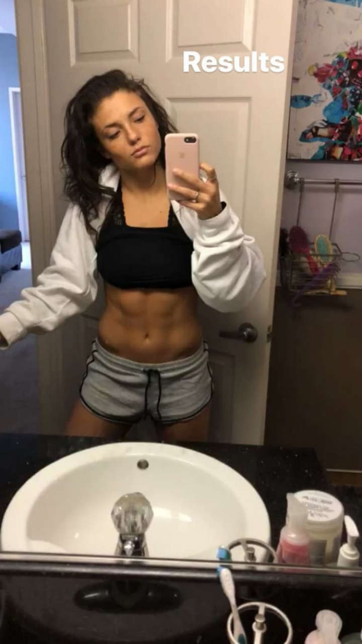 Jade Chynoweth Abs