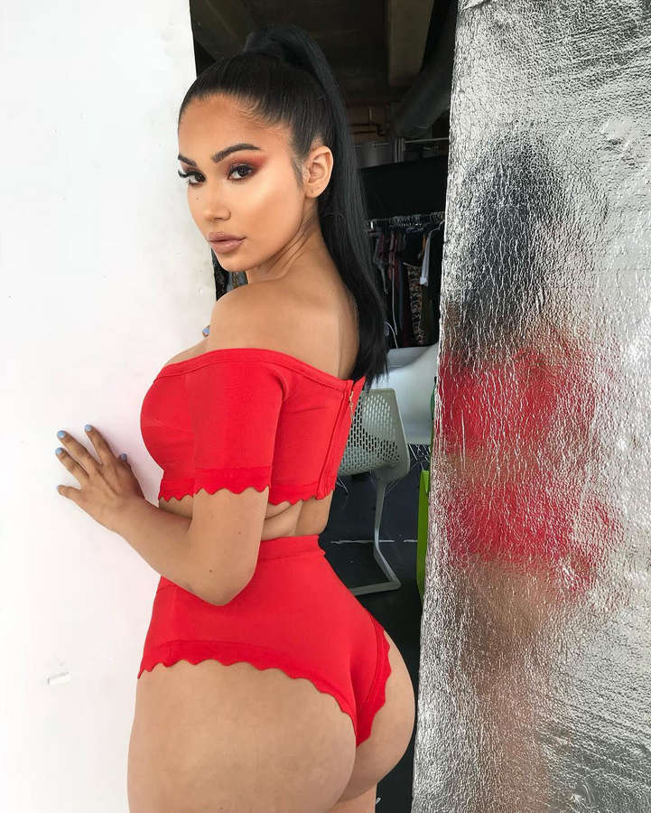 Janet Guzman NSFW