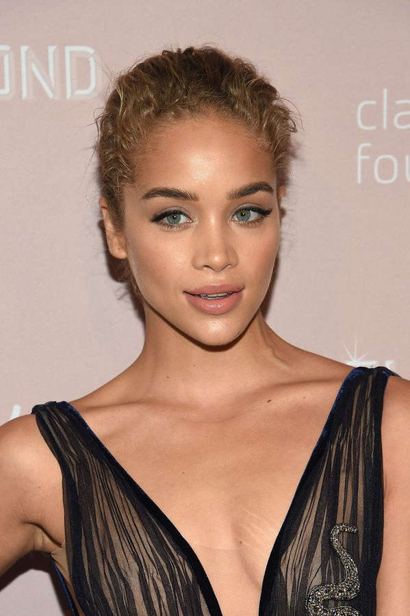 Jasmine Sanders NSFW