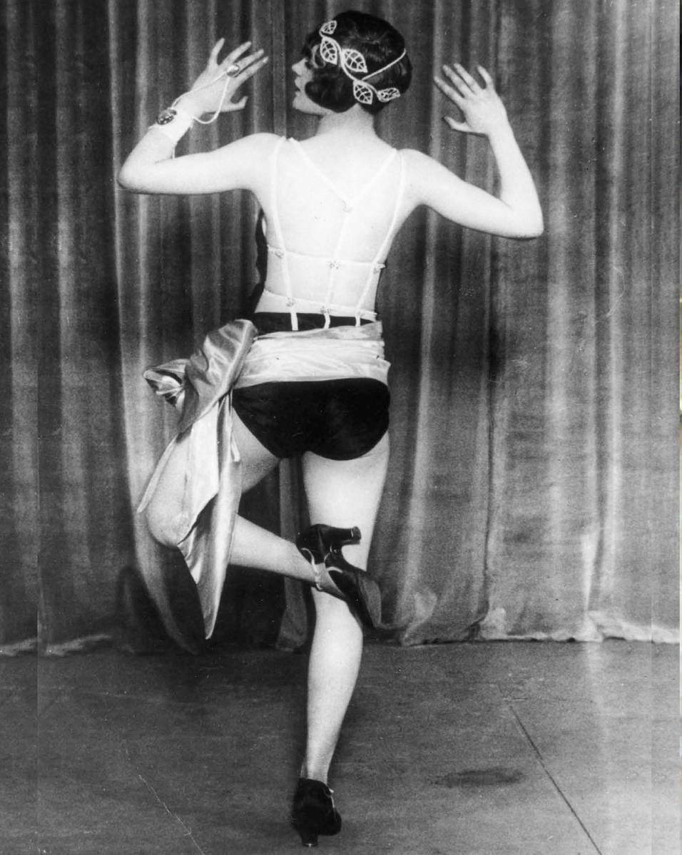 Jean Rai Dancing The Black Bottom At Le Lido Paris 1925 NSF