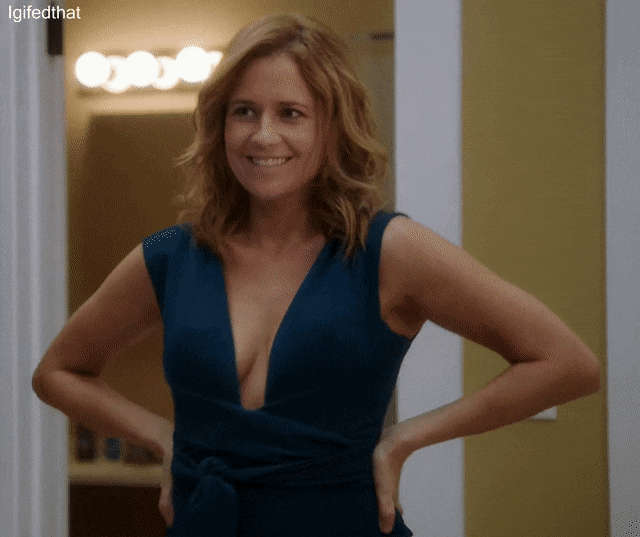 Jenna Fischer Shaking Her Tits Big Tits