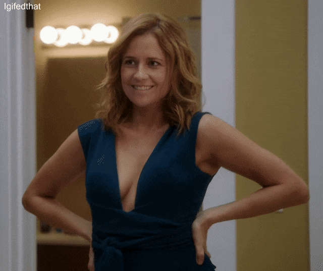 Jenna Fischer Shaking Her Tits Big Tits