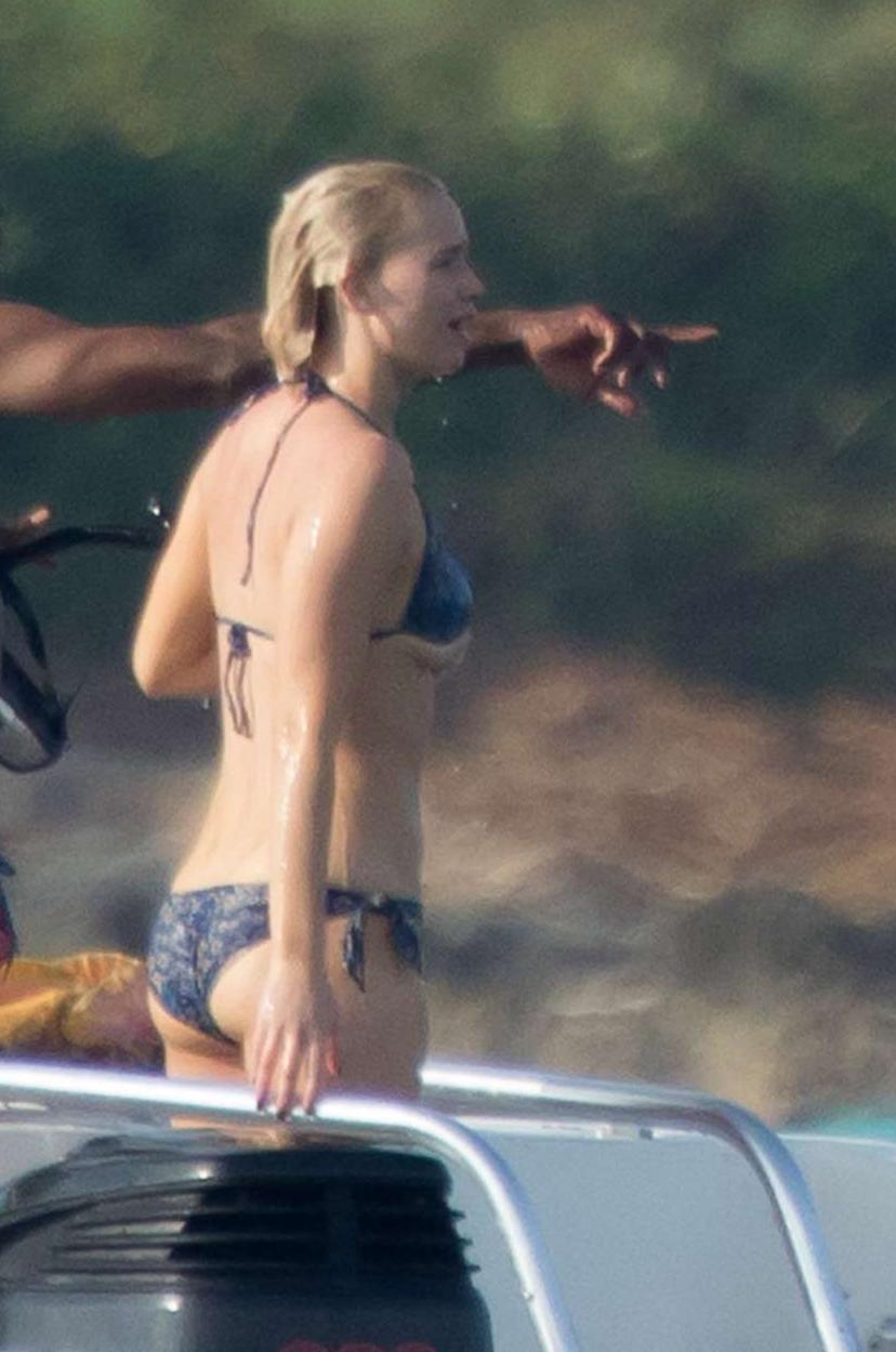 Jennifer Lawrence In A Bikini Ass