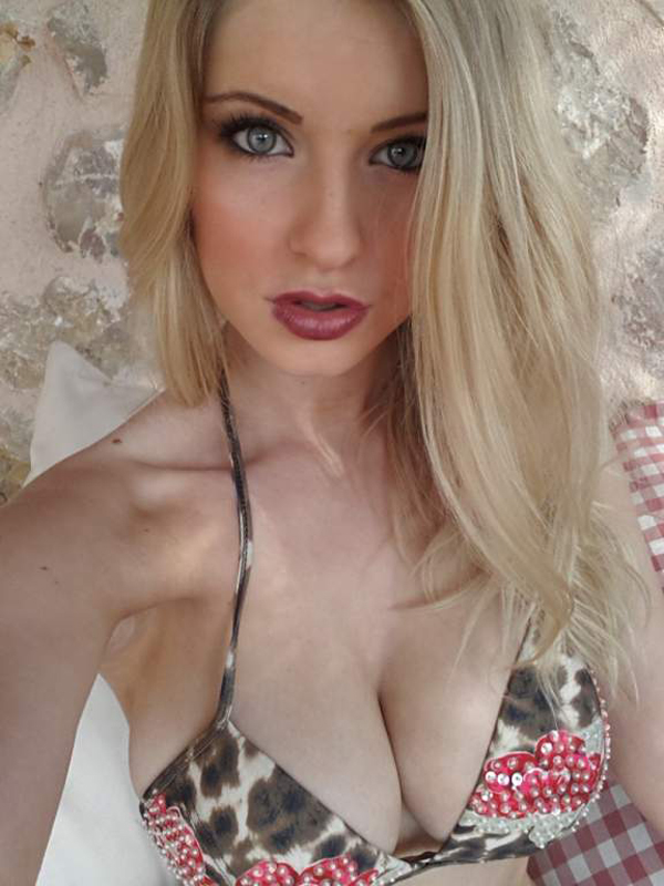 Jessica Davies Selfies NSFW