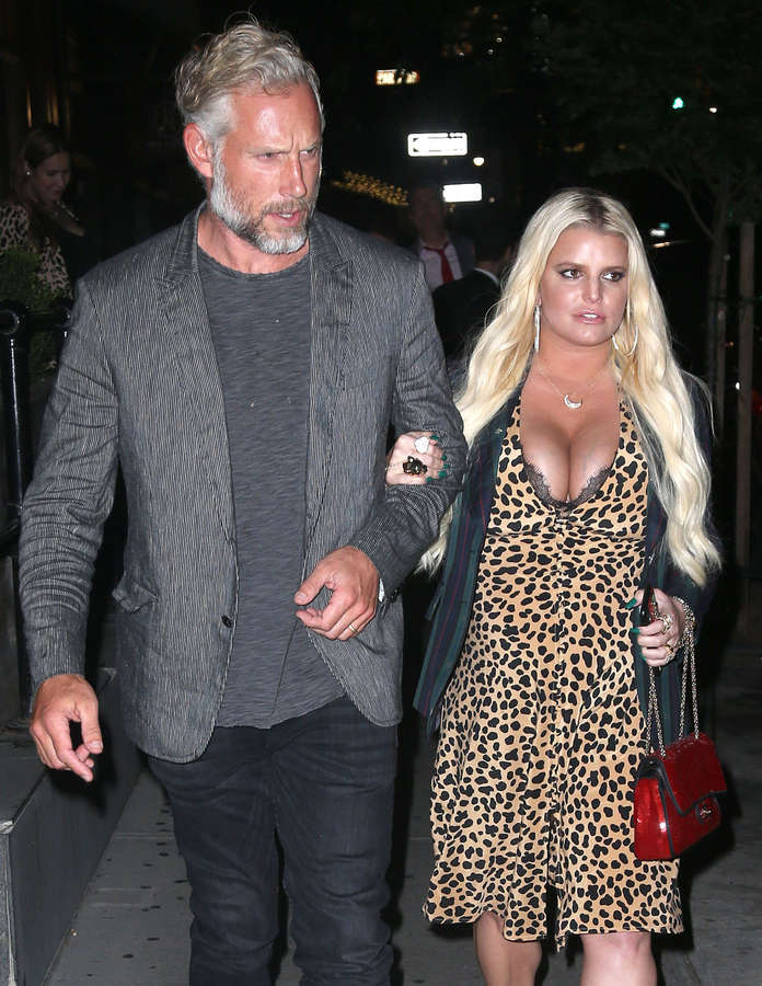 Jessica Simpson NSFW