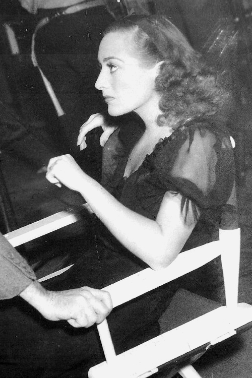 Joan Crawford Photographed On The Set Of Mannequin 1937 NSF