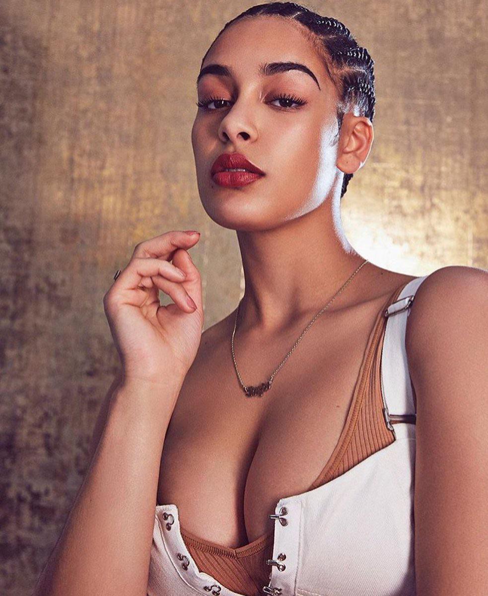 Nude jorja smith Jorja Smith