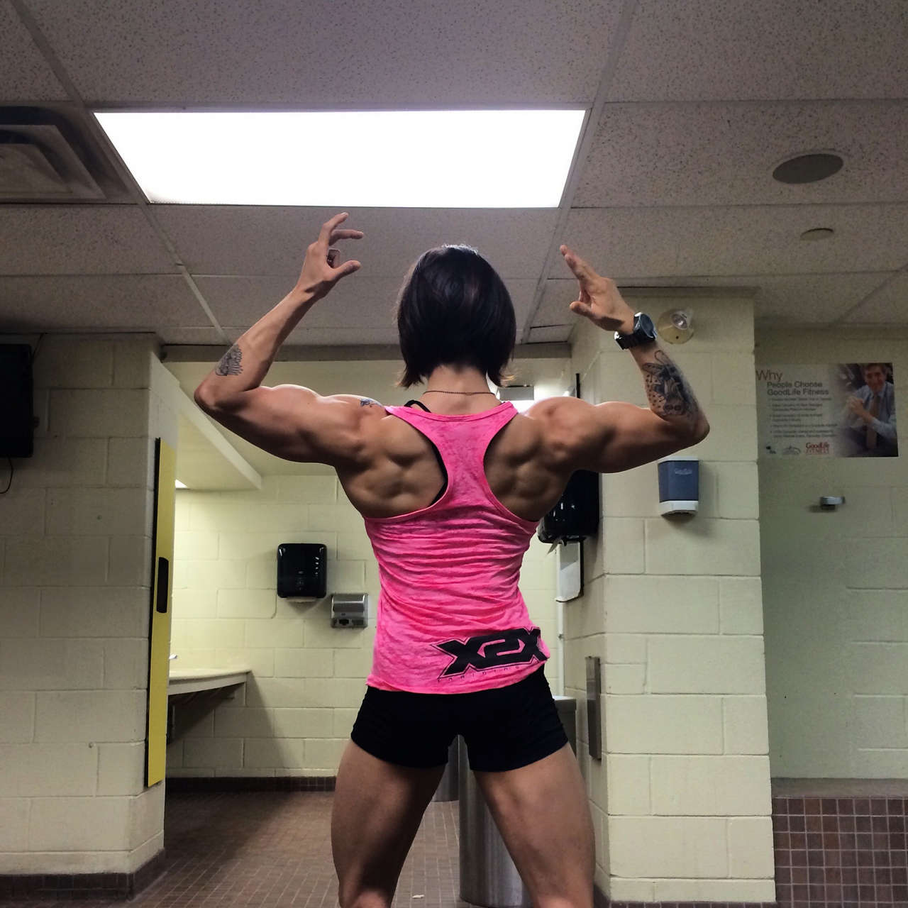 Julia Axford Muscles