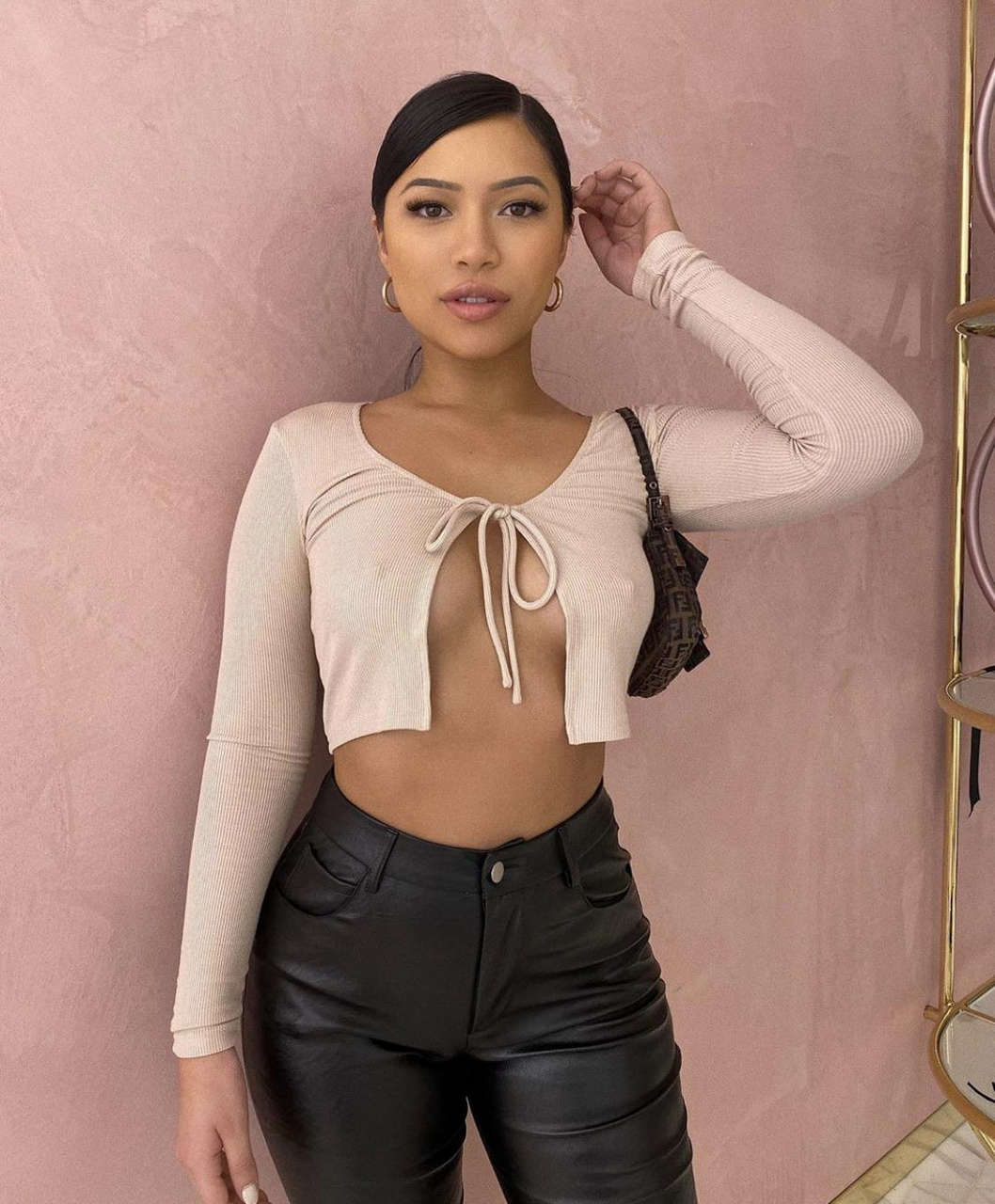 Julia Kelly NSFW