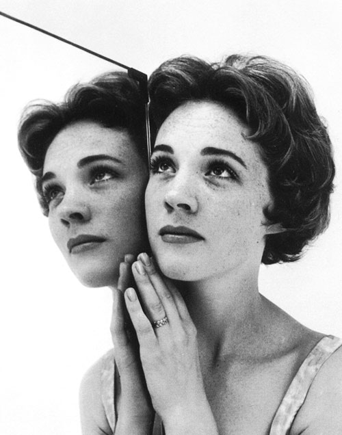 Julie Andrews Photographed By Cecil Beaton 1959 NSF