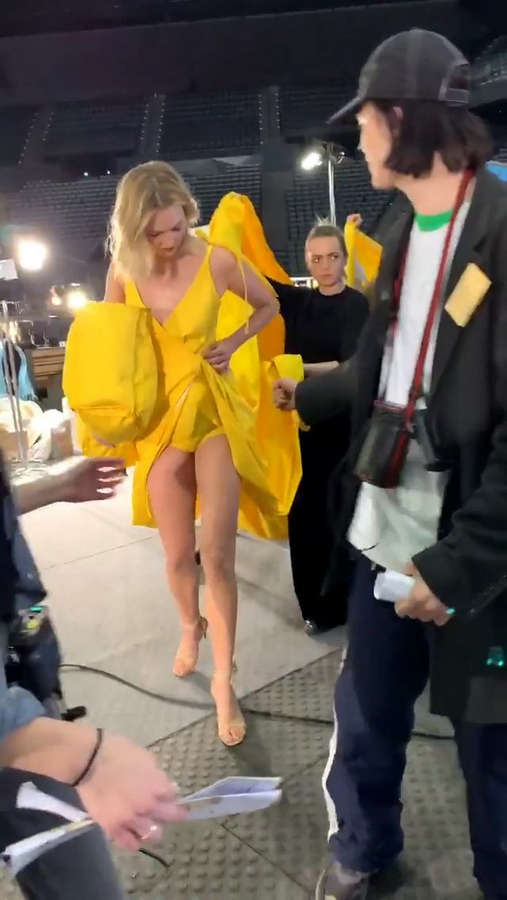 Karlie Kloss NSFW