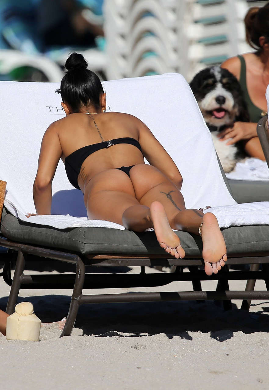 Karrueche Ass