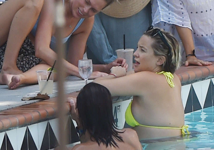 Kate Hudson NSFW