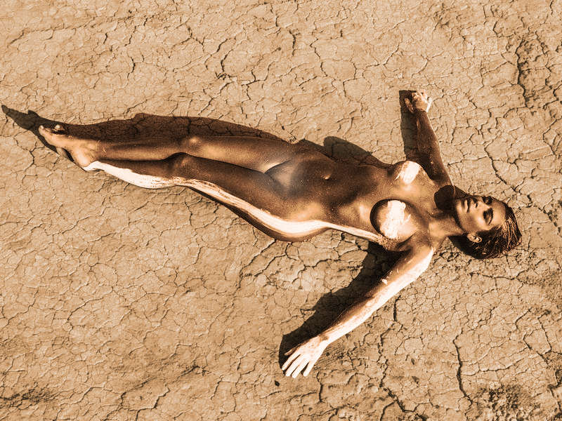 Kim Kardashian 2015 Kesler Tran Desert Photoshoot NSFW