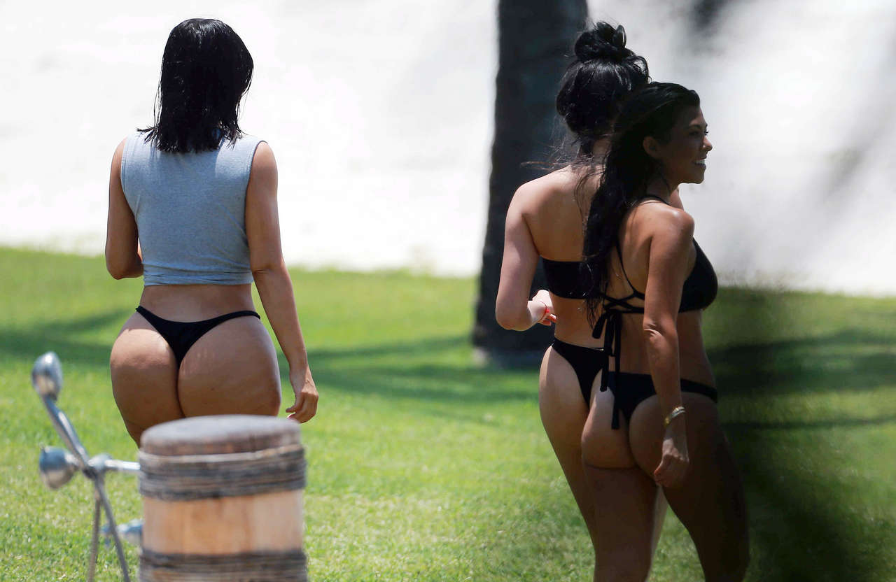Kim Kardashian Ass In A Thong