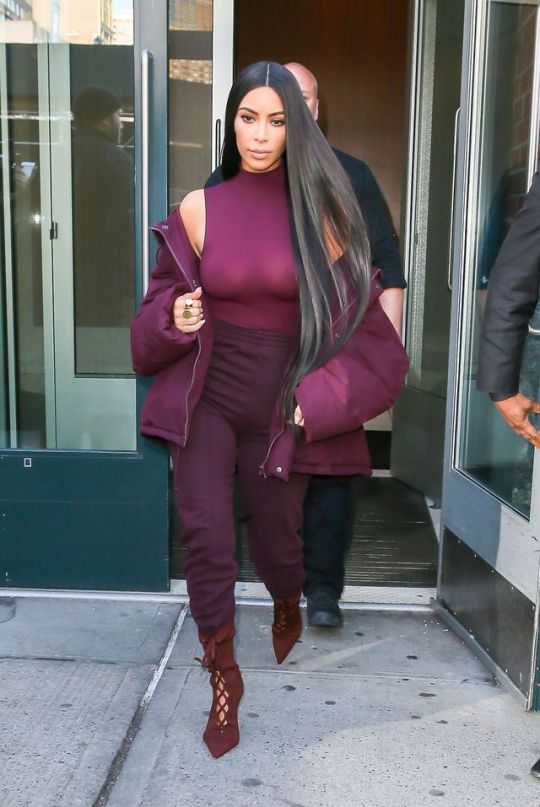 Kim Kardashian Seethru