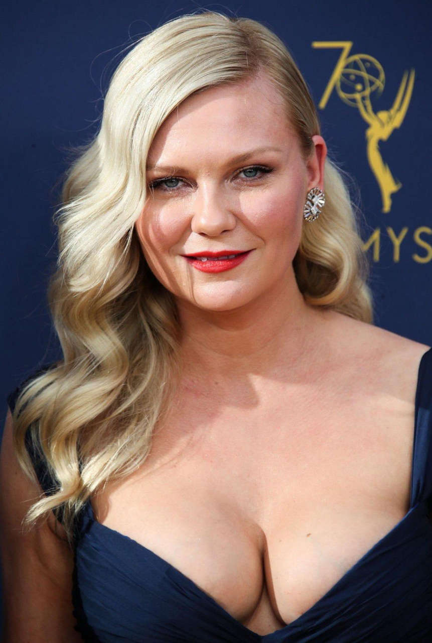 Kirsten Dunst NSFW