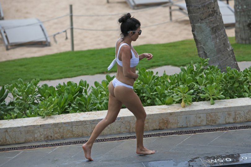 Kourtney Kardashian Ass