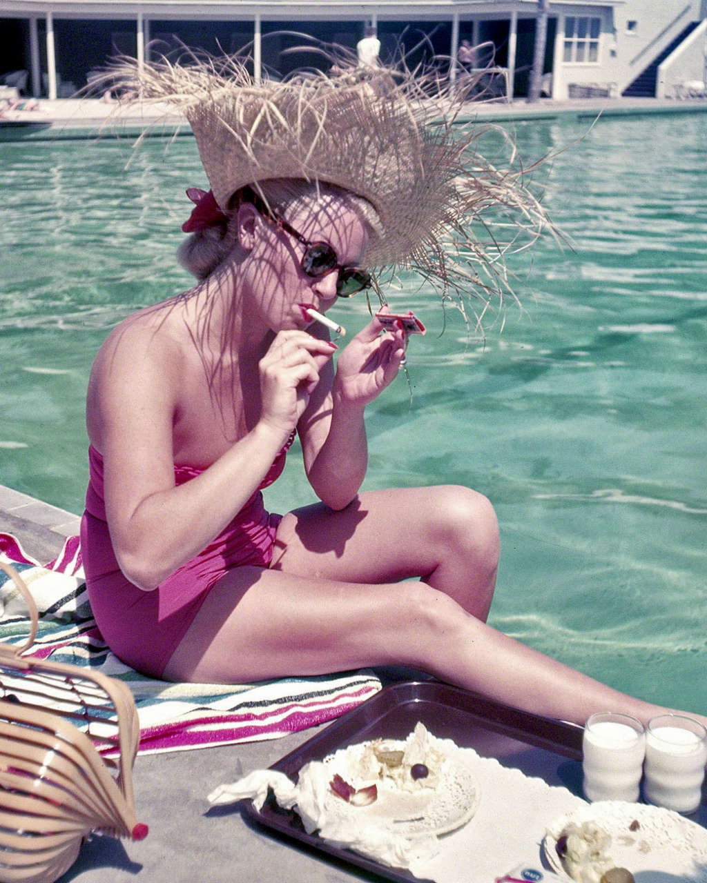 Lana Turner Lunching By The Pool At The Coral Casino 1951 NSF