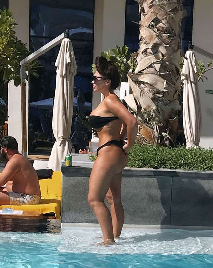 Lauren Goodger NSFW